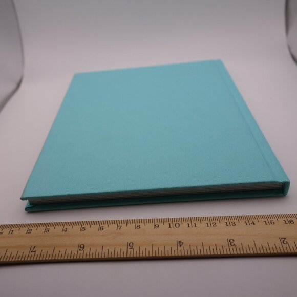 Tiffany & Co. This is a Tiffany Ring Book (English) - Picture 7 of 14